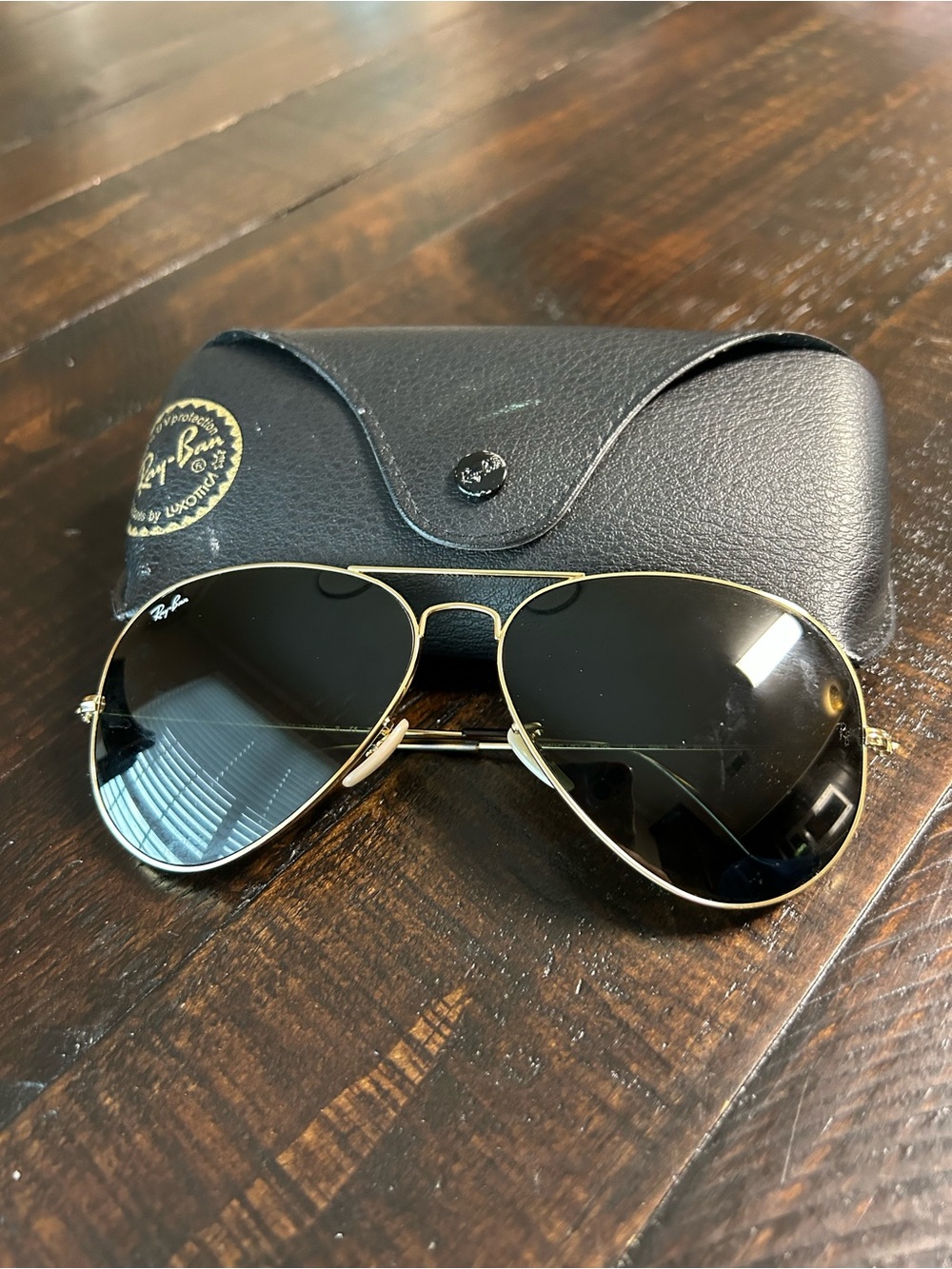 Ray-Ban Aviator Sunglasses Gold Frame with Black Lenses